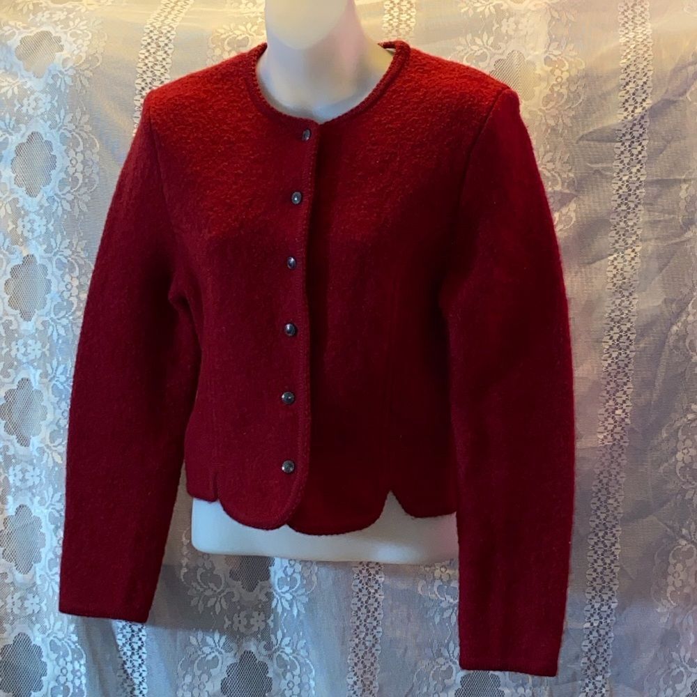 VTG, CARROLL REED SINCE 1936 Red Wool Cranberry Sweater Cropped Size 10